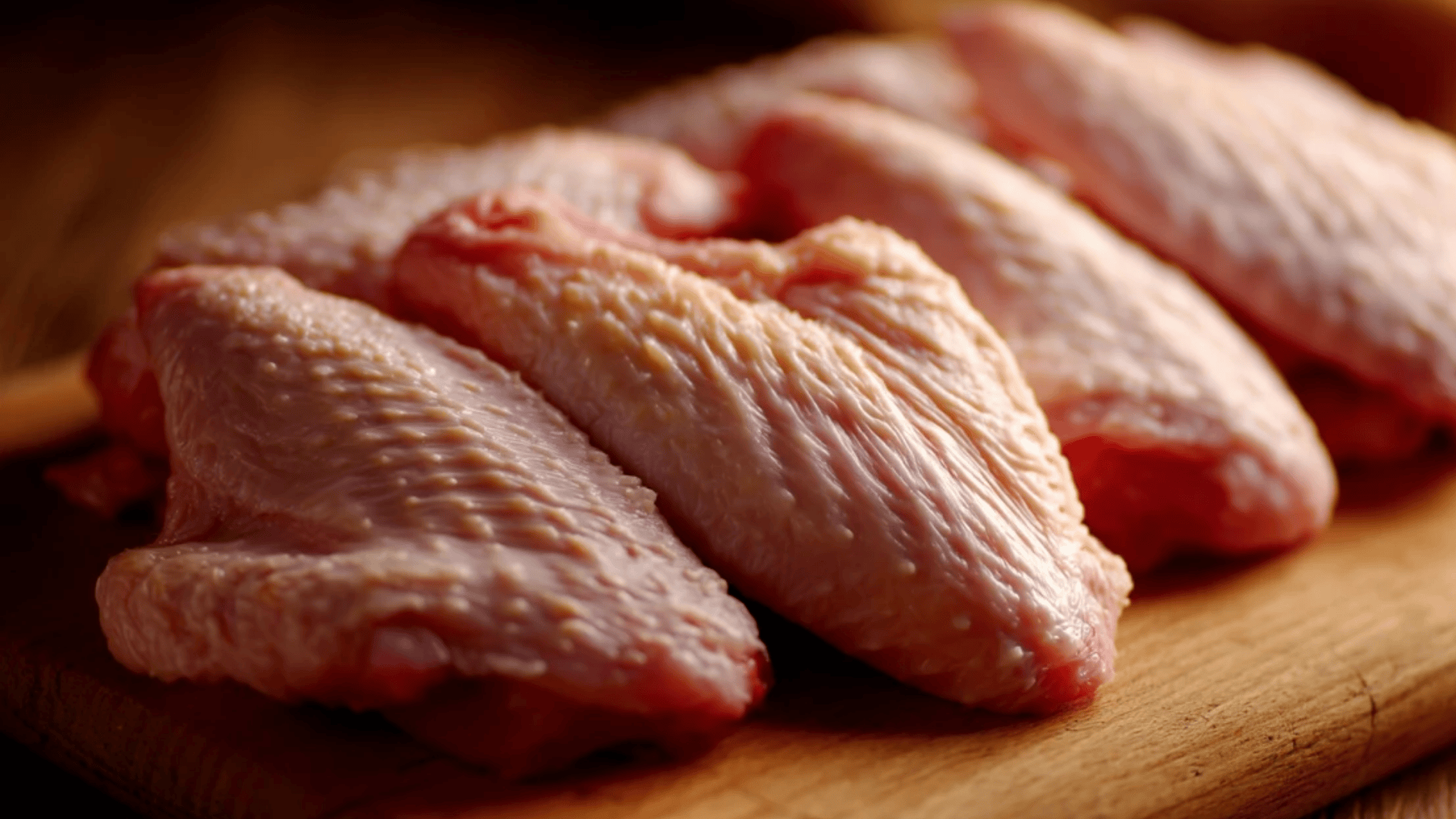 Raw Chicken Wings With Skin
