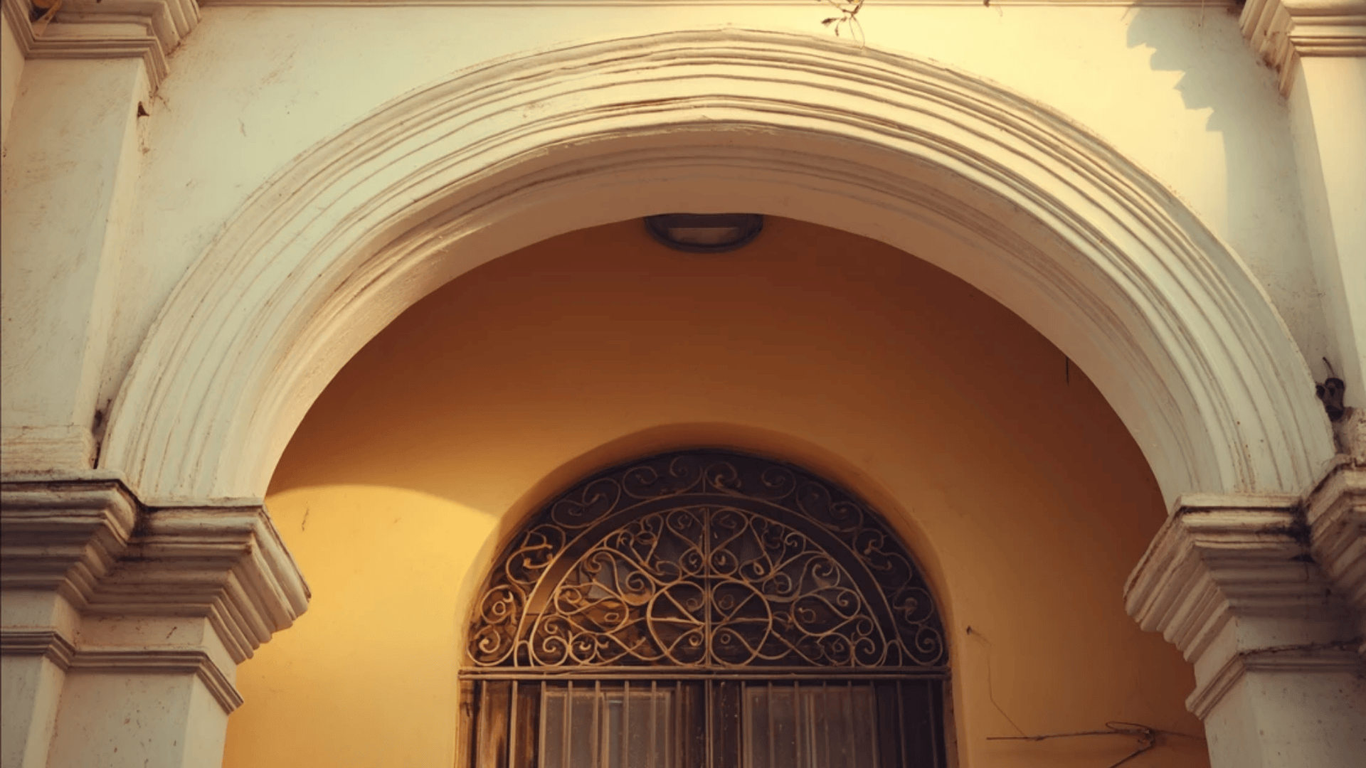 Arched Doorways & Windows
