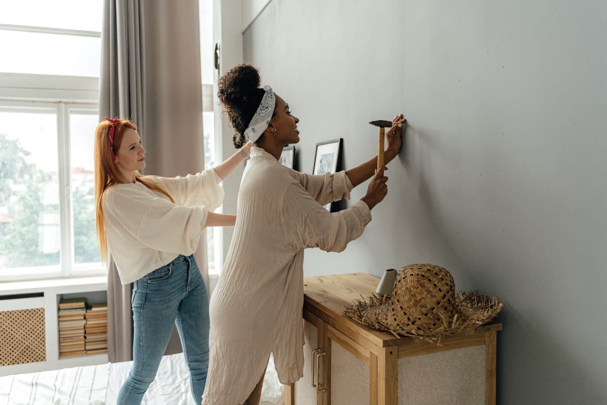 Home Makeover on a Budget: Simple Tips for Stylish Interiors