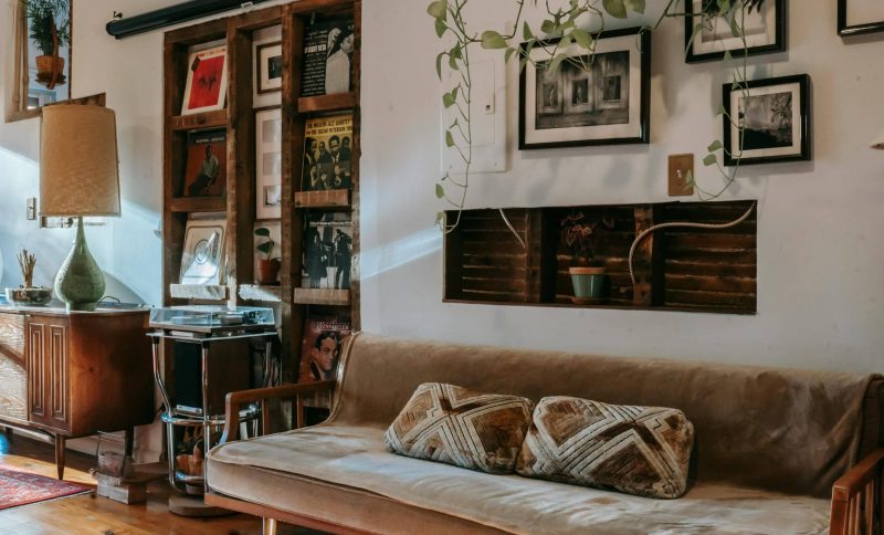 How to Choose the Perfect Custom-Made Picture Frame